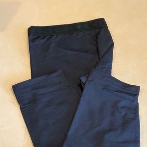Mens Under Armour Long Black Compression Pants w/ elastic waist. New in pkg.